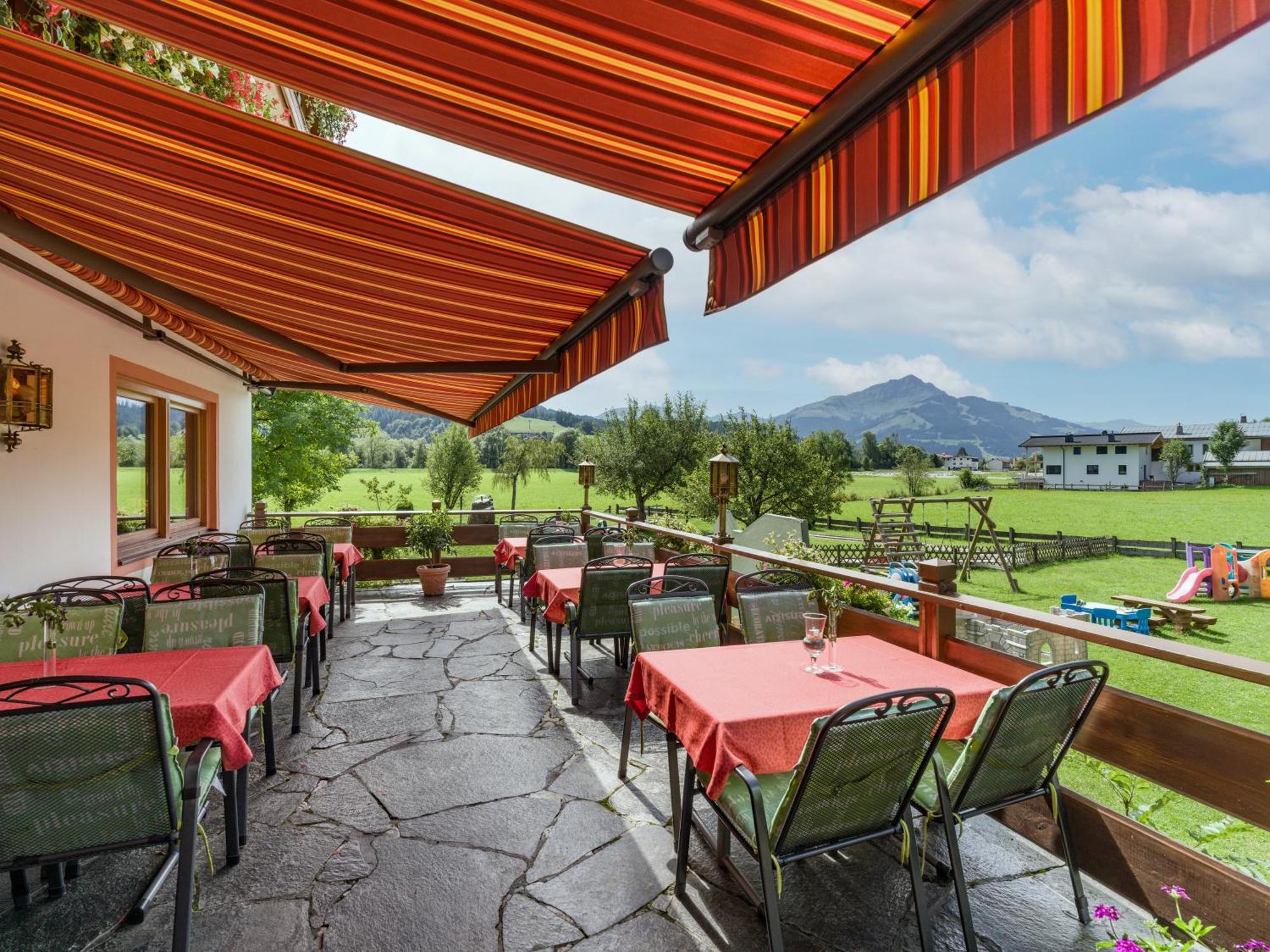 Hotel Neuwirt Kirchdorf in Tirol Exteriör bild