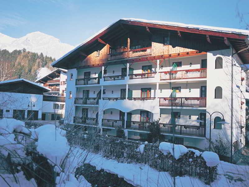 Hotel Neuwirt Kirchdorf in Tirol Exteriör bild