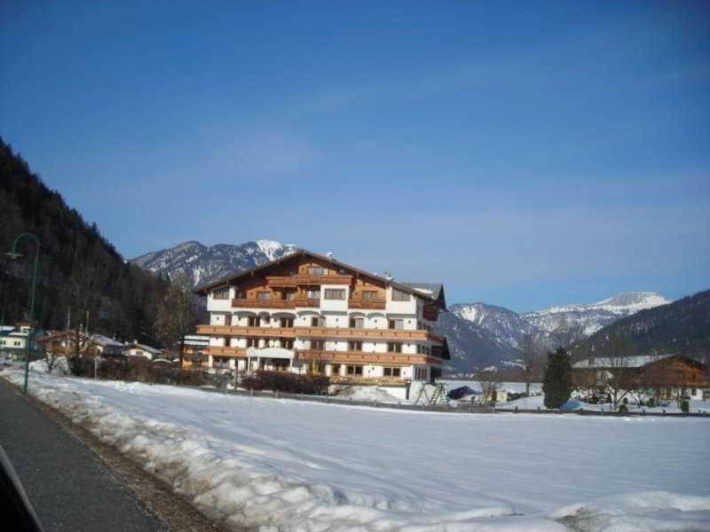 Hotel Neuwirt Kirchdorf in Tirol Exteriör bild